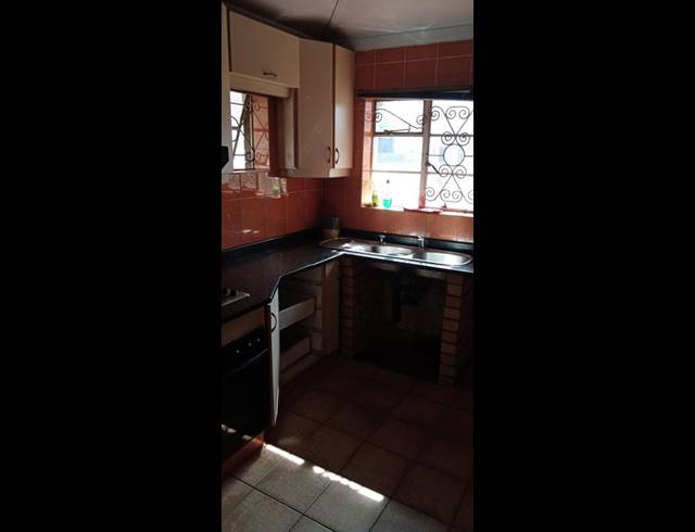 3 BEDROOM HOUSE FOR SALE IN WOODLANDS